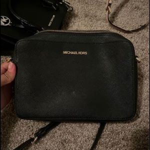 Micheal Kors Purse